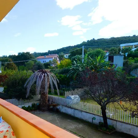 Locazione Turistica Sole N°5 Con Vista Mare E Monte